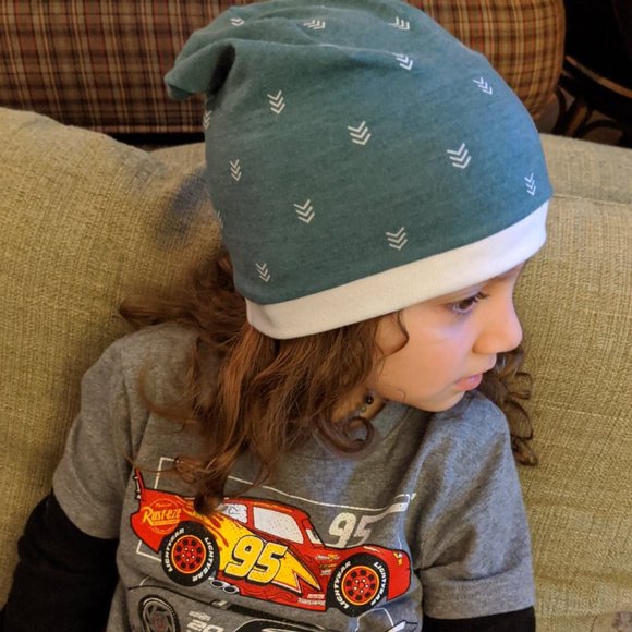 NEW! Teal + White Arrows Slouchy Beanie - 6-12 mo. - Picture 4 of 4